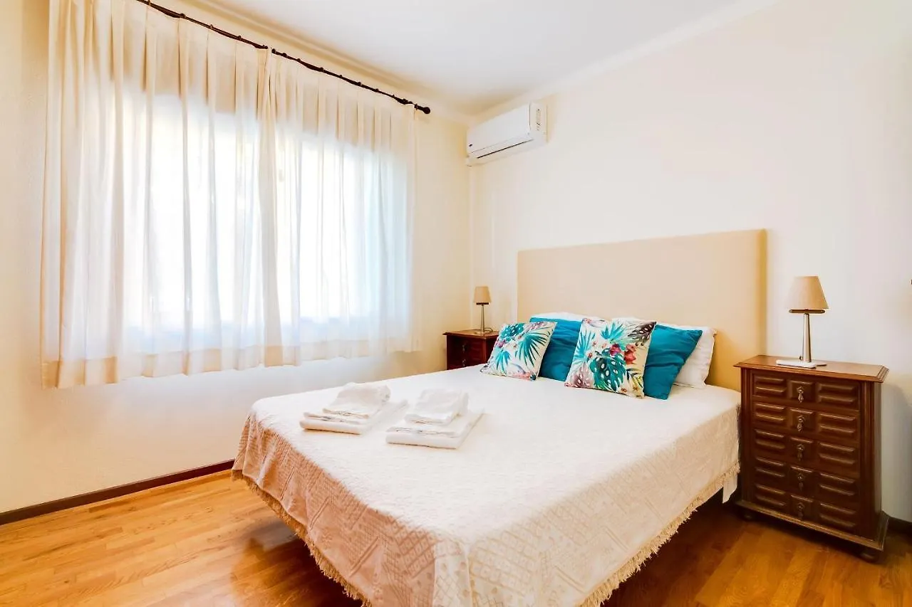 Lovelystay - Villa Mimi Vilamoura